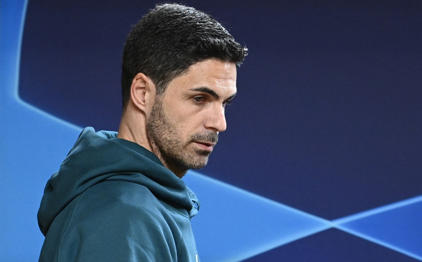 Mikel Arteta a auzit întrebarea despre iubitele jucătorilor lui Arsenal și a încheiat conferința