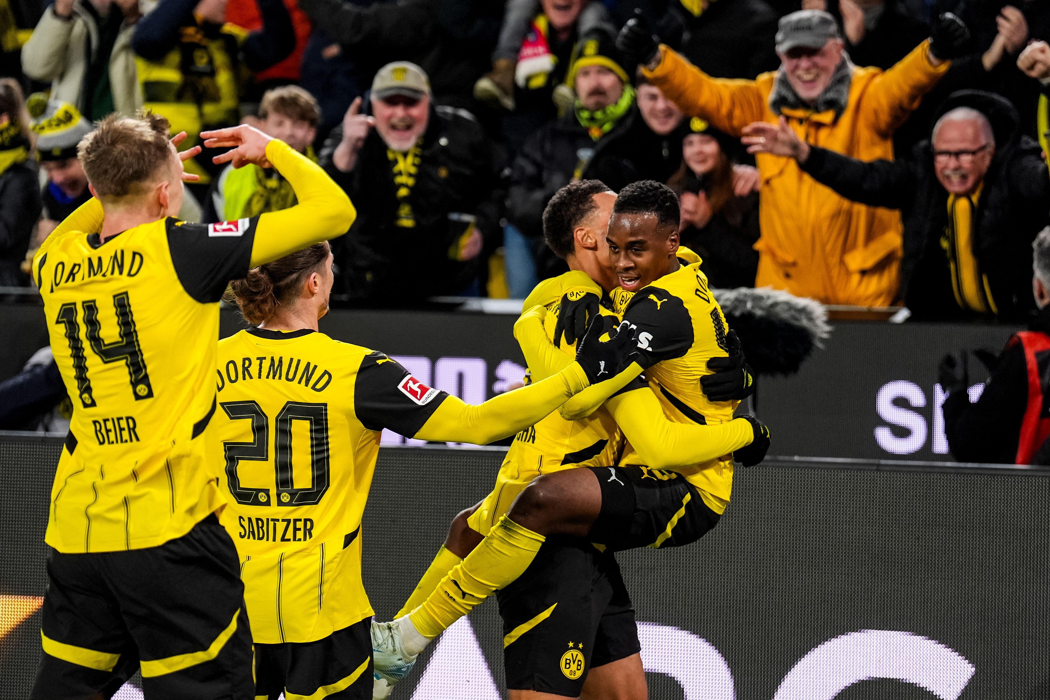 Bayern, pregătită să-i dea ”lovitura” Borussiei Dortmund