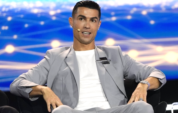 Cristiano Ronaldo s-a urcat pe scenă și a făcut un anunț total neașteptat! Rețineți cuvintele astea