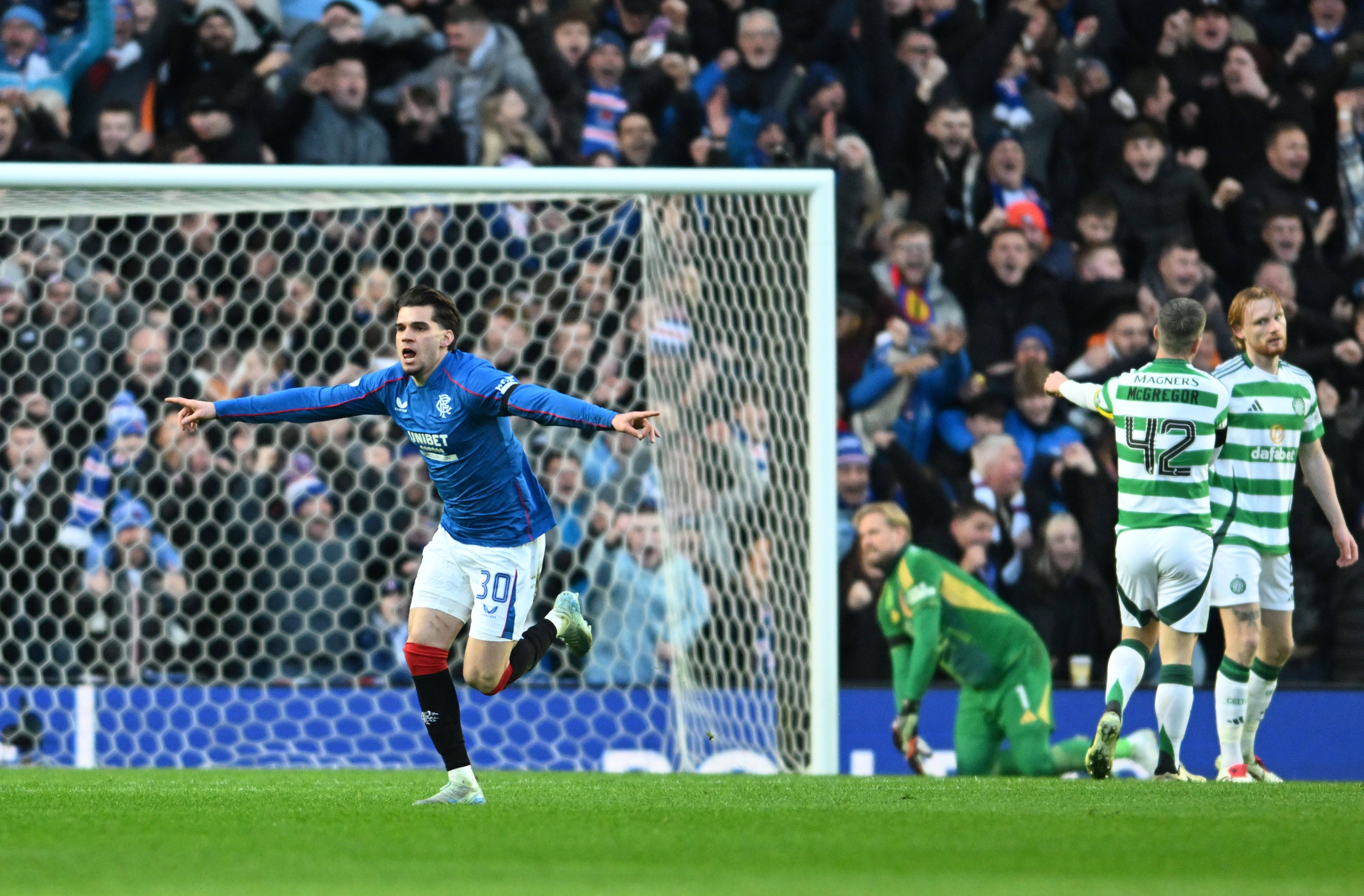 Rangers - Celtic 1-0, ACUM, pe DGS 1. GOOOL Ianis Hagi! Mijlocașul a înscris din afara careului