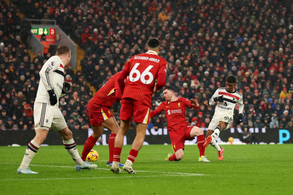 Liverpool - Manchester United 2-2. Spectacol pe Anfield. ”Cormoranii”, la șase puncte de Arsenal în clasament