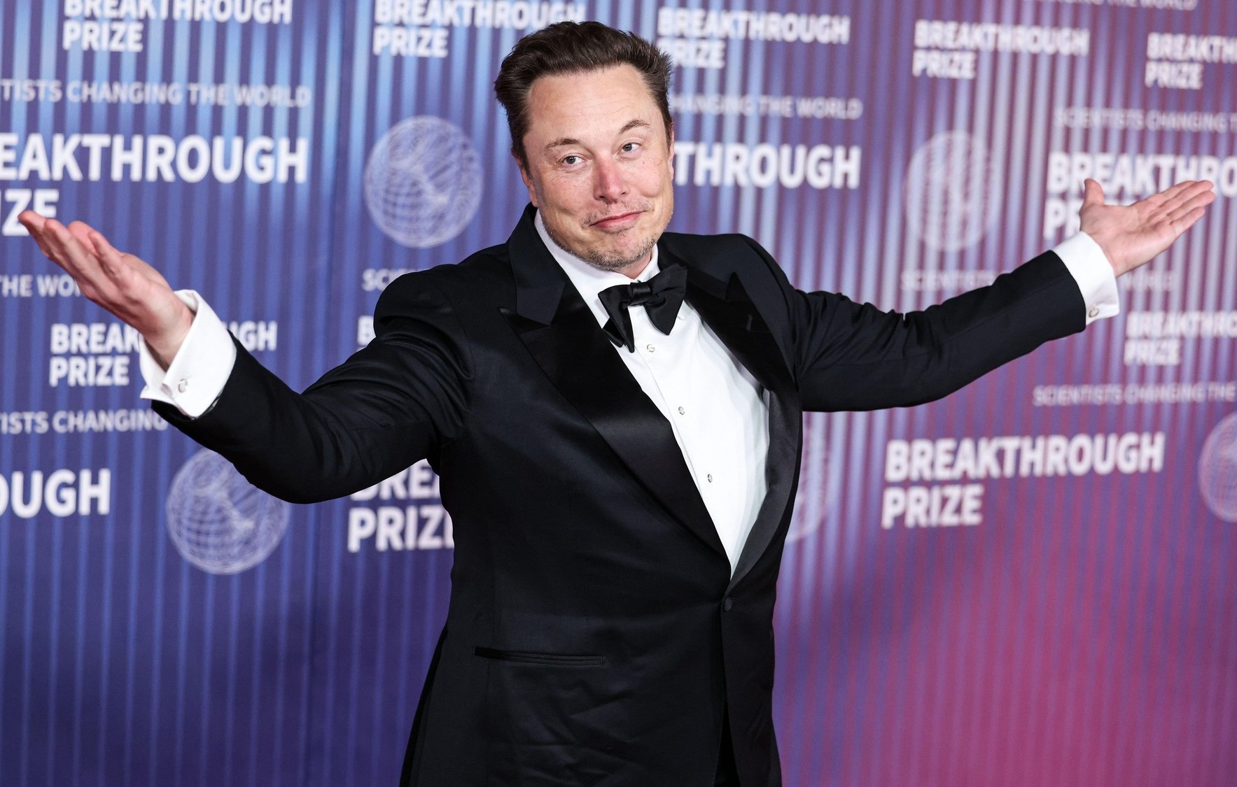 Ar fi o lovitură de proporții! Elon Musk se gândește să cumpere un club de fotbal legendar