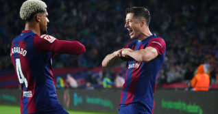 Barcelona, Spain. 29th Apr, 2024. Robert Lewandowski of FC Barcelona celebrates his goal with Ronald Araujo of FC Barcelona during the La Liga EA Sports match between FC Barcelona and Valencia CF and played at Lluis Companys Stadium on April 29, 2024 in B