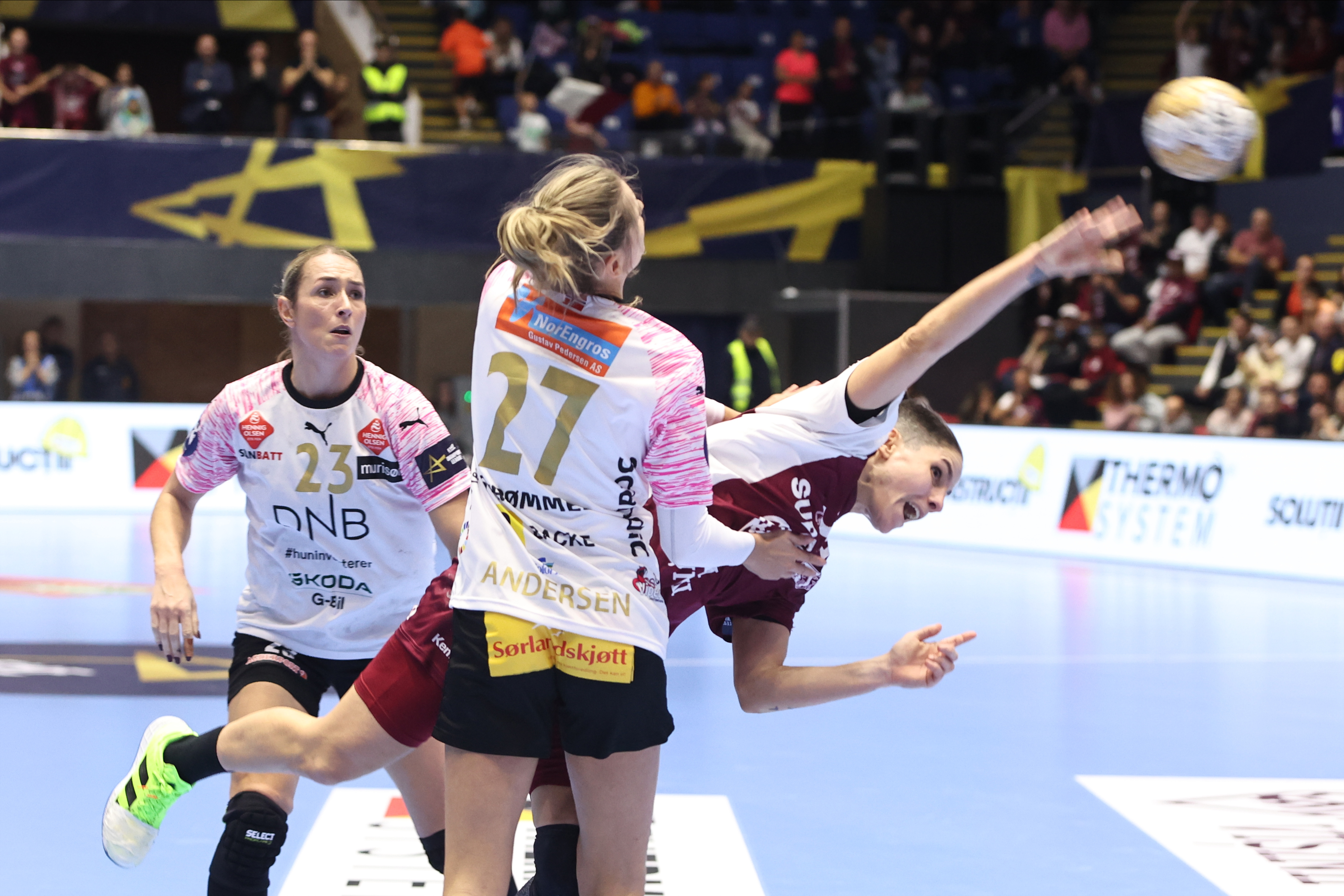 Vipers Kristiansand, retrasă din EHF Champions League! Victorie la ”masa verde” pentru Rapid