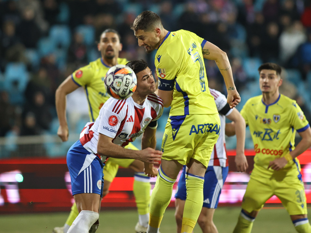 Petrolul – Oțelul, Live Video, 14:30, Digi Sport 1. Gălățenii pot urca pe loc de play-off cu o victorie