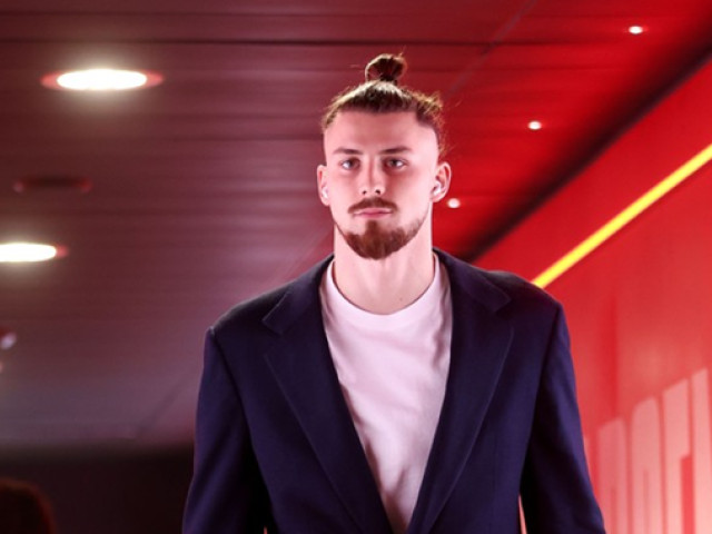 Poza pentru articolul ADIO, Tottenham! Radu Drăgușin și-a dat acordul pentru transfer