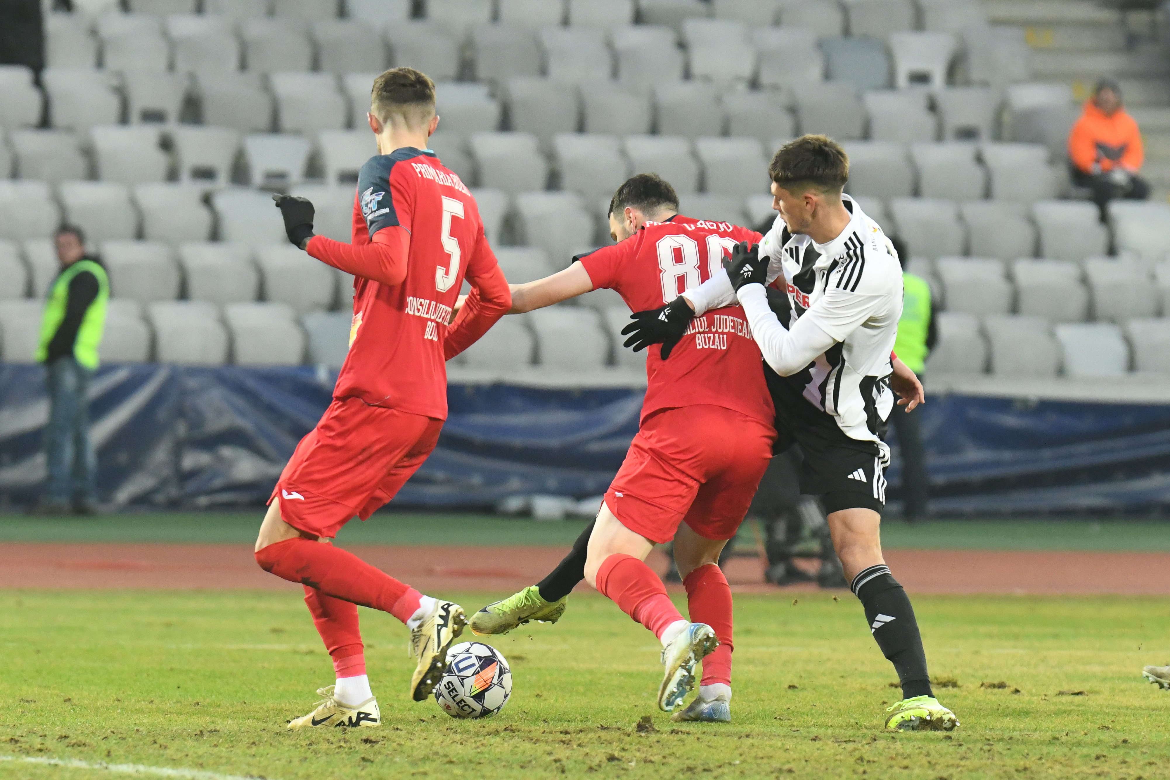 ”Rușine, Istvan Kovacs!” Cea mai dură reacție, după scandalul de arbitraj de la ”U” Cluj - Gloria Buzău 2-1