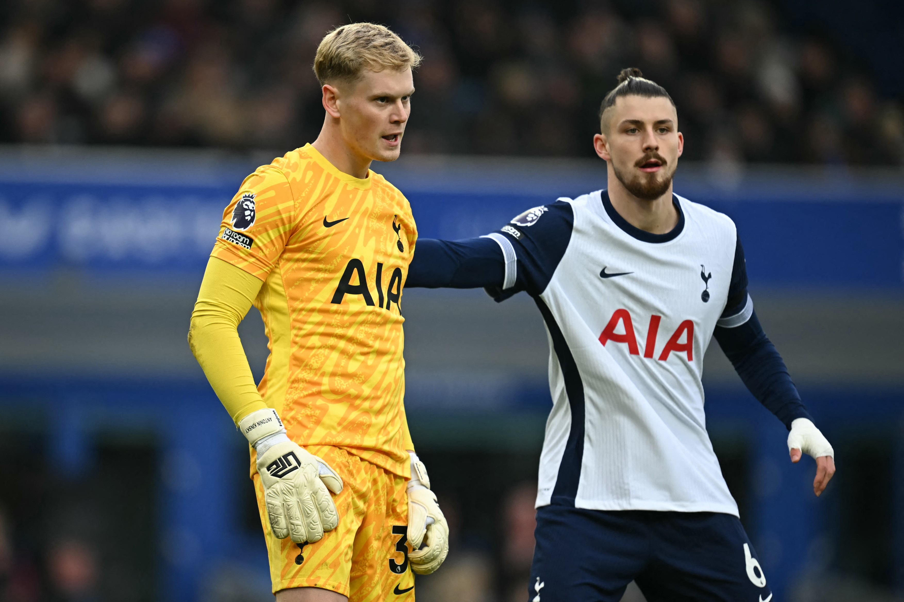 Everton - Tottenham 3-0, ACUM pe digisport.ro. Drăgușin e titular, dar Postecoglou a pregătit o surpriză!