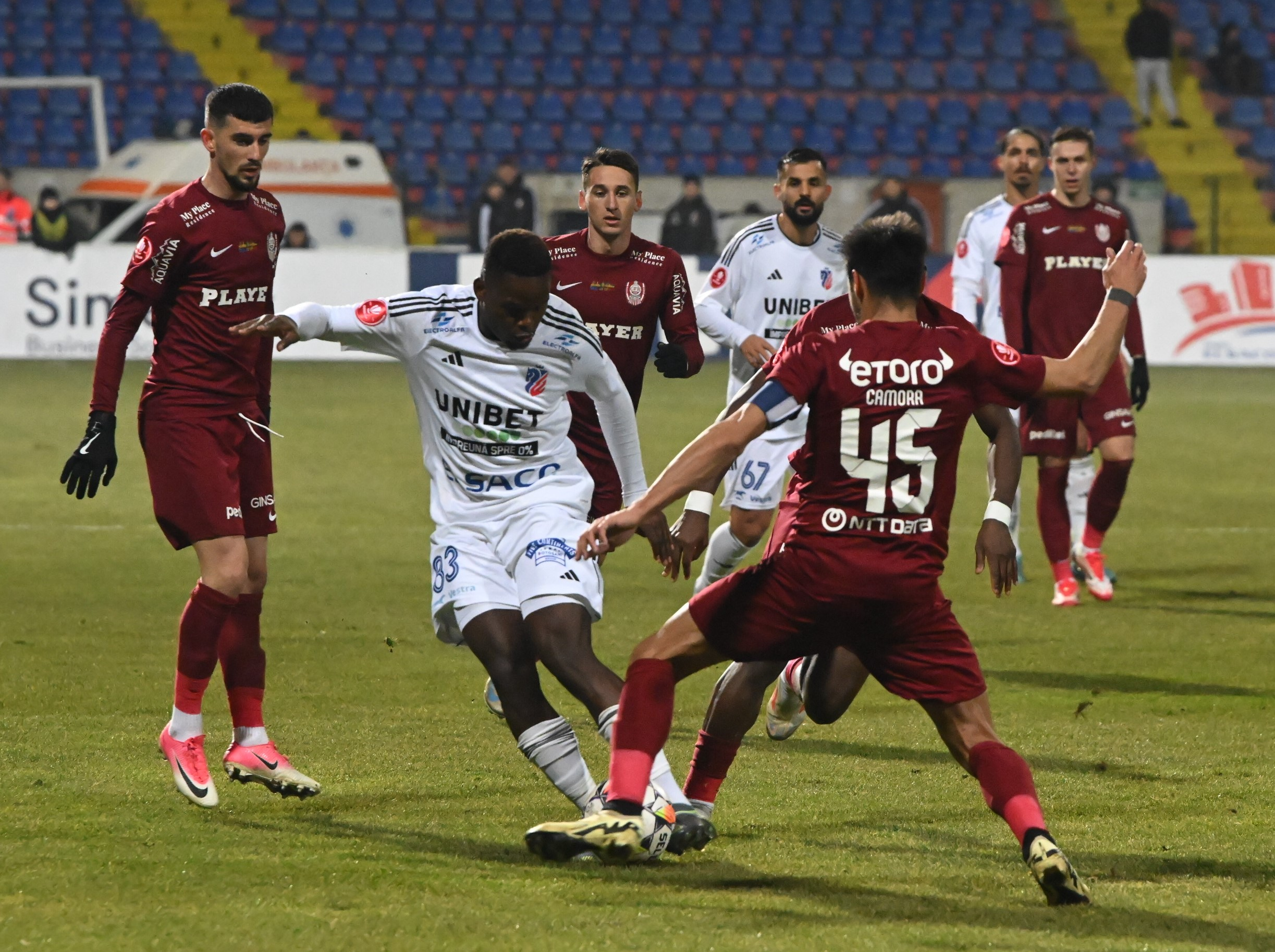 FC Botoșani - CFR Cluj 0-1, ACUM, pe Digi Sport 1. ”Feroviarii” au deschis scorul prin Korenica!