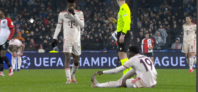 Cât ghinion pentru Bayern! Davies ”s-a rupt”, iar înlocuitorul său a comis penalty cu Feyenoord, în UCL