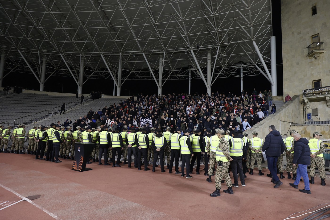 FCSB joacă împotriva celor de la Qarabag pe un stadion de 31.000 de locuri: câți suporteri sunt așteptați la ora jocului