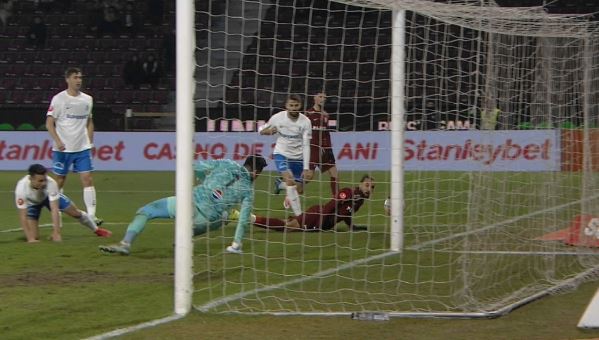 CFR Cluj - Farul Constanța 1-0, ACUM, DGS 1. GOOL! Louis Munteanu a marcat împotriva fostei echipe