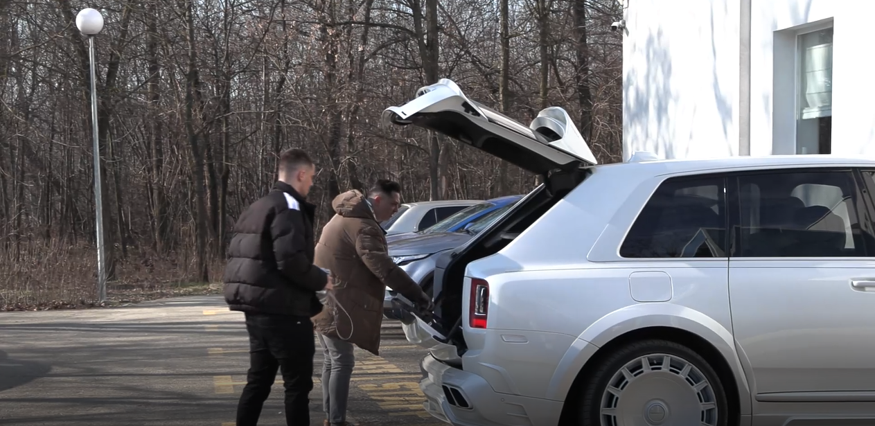 Mirel Rădoi, ”bijuterie” de 250.000 € unică în România