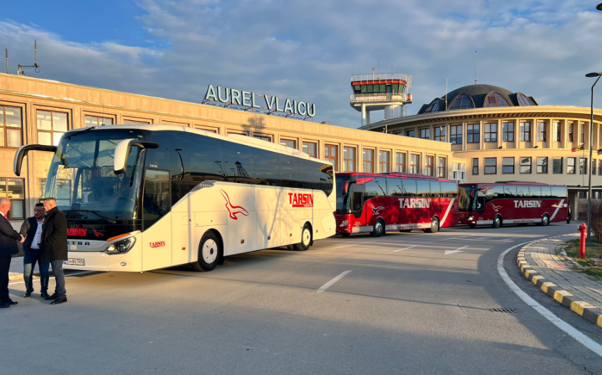 Manchester United ajunge miercuri în București, înaintea finalei cu FCSB! Toate detaliile + Ultimele noutăți