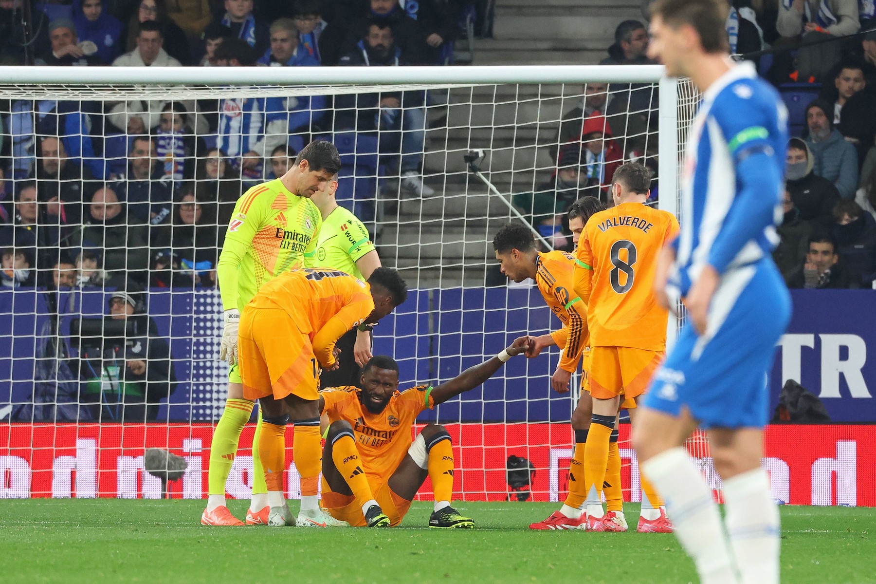 Nu se mai termină problemele la Real Madrid! S-a accidentat și e incert pentru ”dubla” cu Manchester City