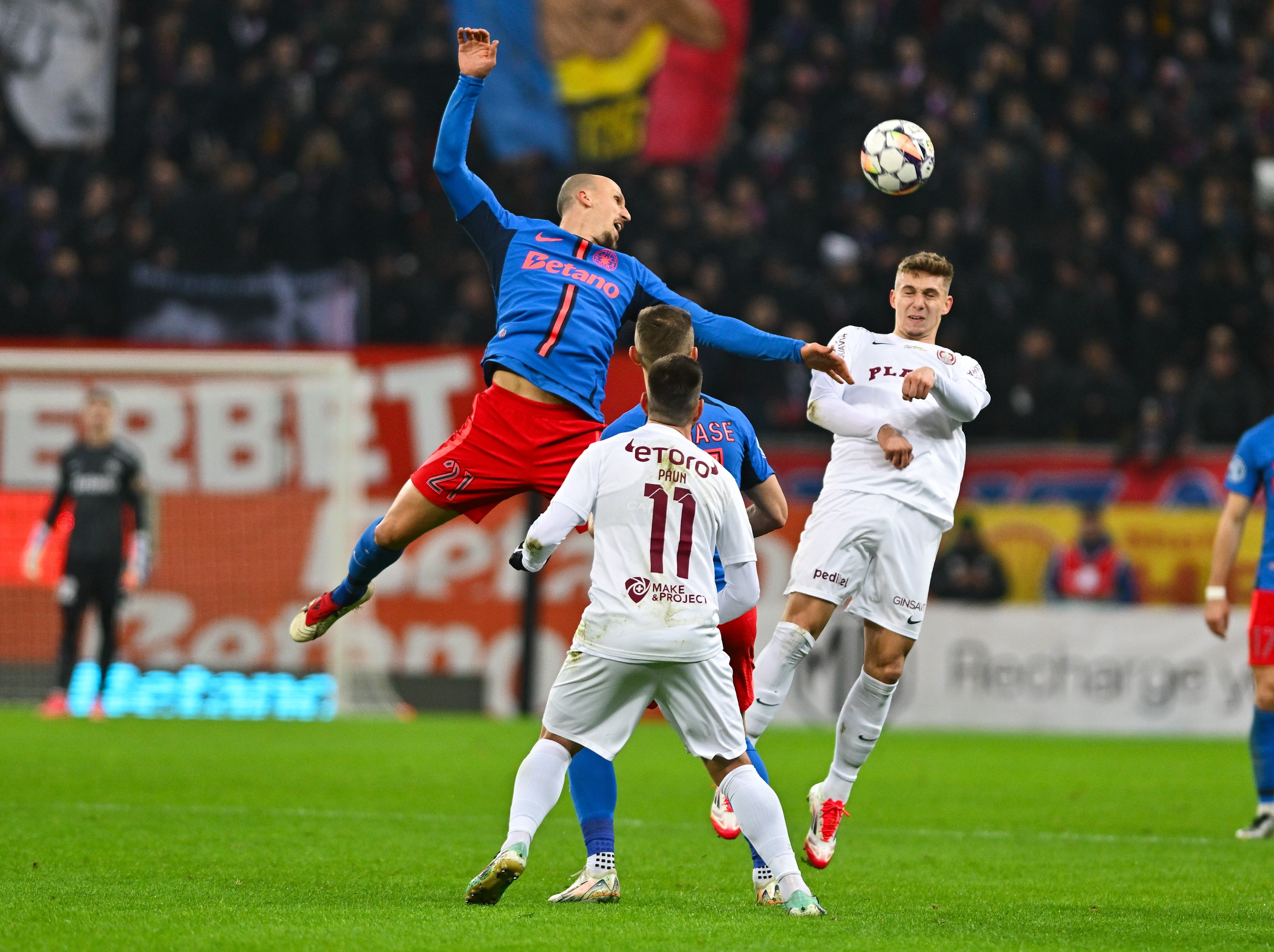 FCSB - CFR Cluj 0-0, ACUM, pe Digi Sport 1. Derby pe Arena Națională! Musi s-a accidentat la încălzire