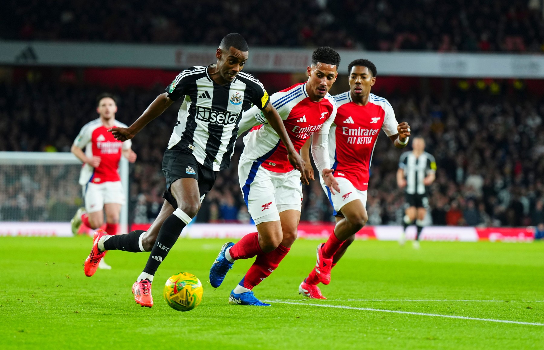 Newcastle - Arsenal, Live Video, 22:00, Digi Sport 3. Returul din semifinalele Cupei Ligii Angliei