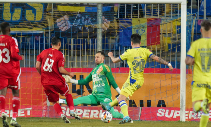 FOTBAL:PETROLUL PLOIESTI-FC BOTOSANI, SUPERLIGA SUPERBET (27.01.2025)