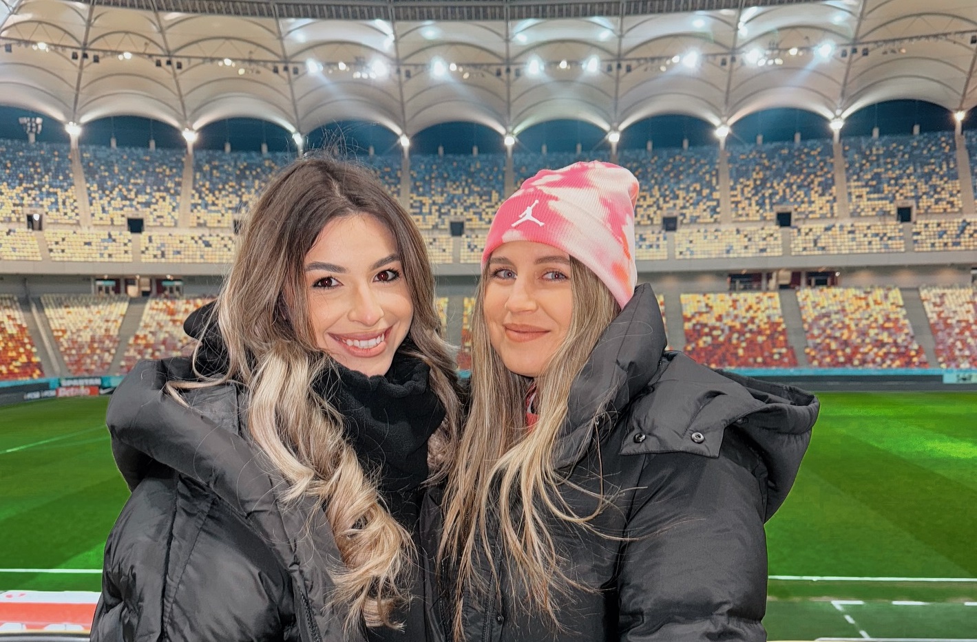 Rivale în tribună, prietene de familie! Cum s-au fotografiat la FCSB - Sepsi