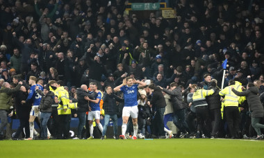 Everton v Liverpool - Premier League - Goodison Park