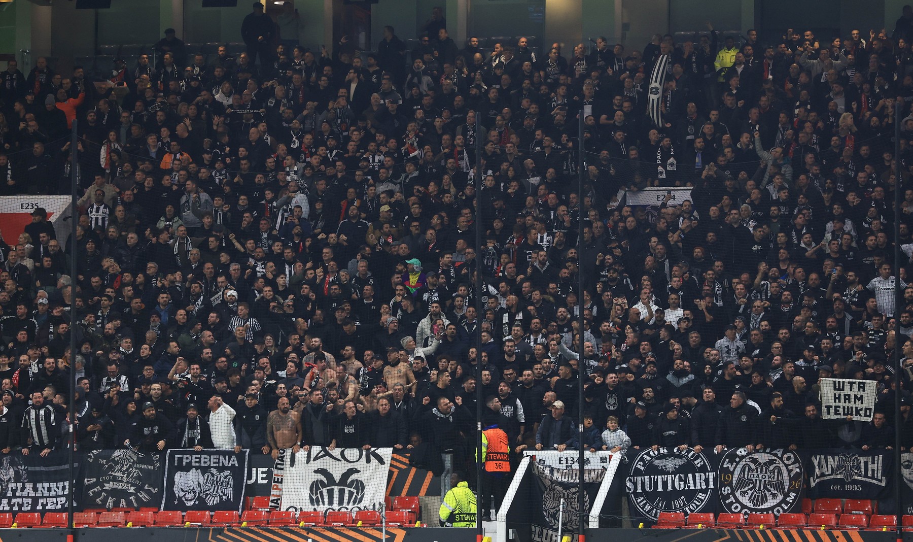 Se anunță sold-out! Grecii au cumpărat toate biletele pentru FCSB - PAOK în câteva ore