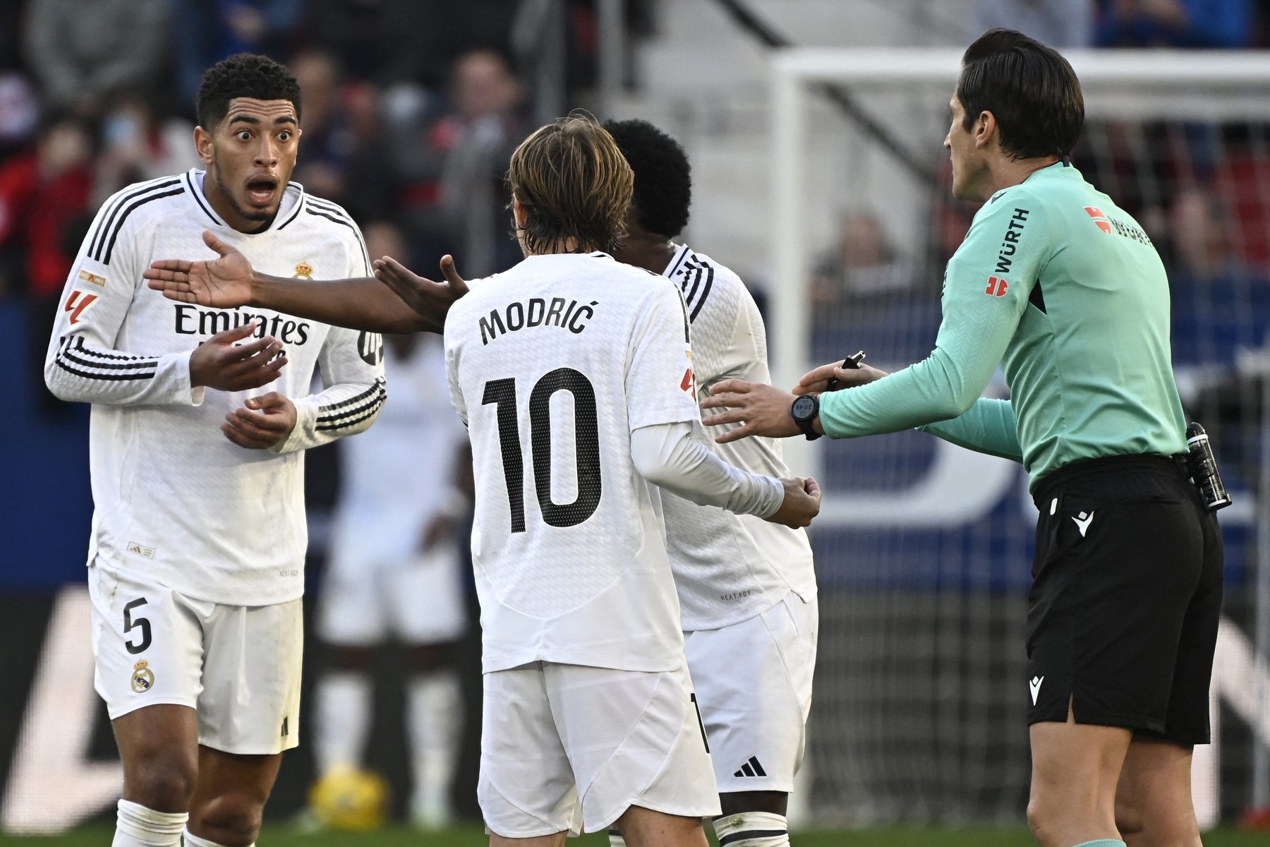 Jude Bellingham, cartonaș roșu în Osasuna - Real Madrid! Motivul pentru care a plecat mai devreme la vestiare
