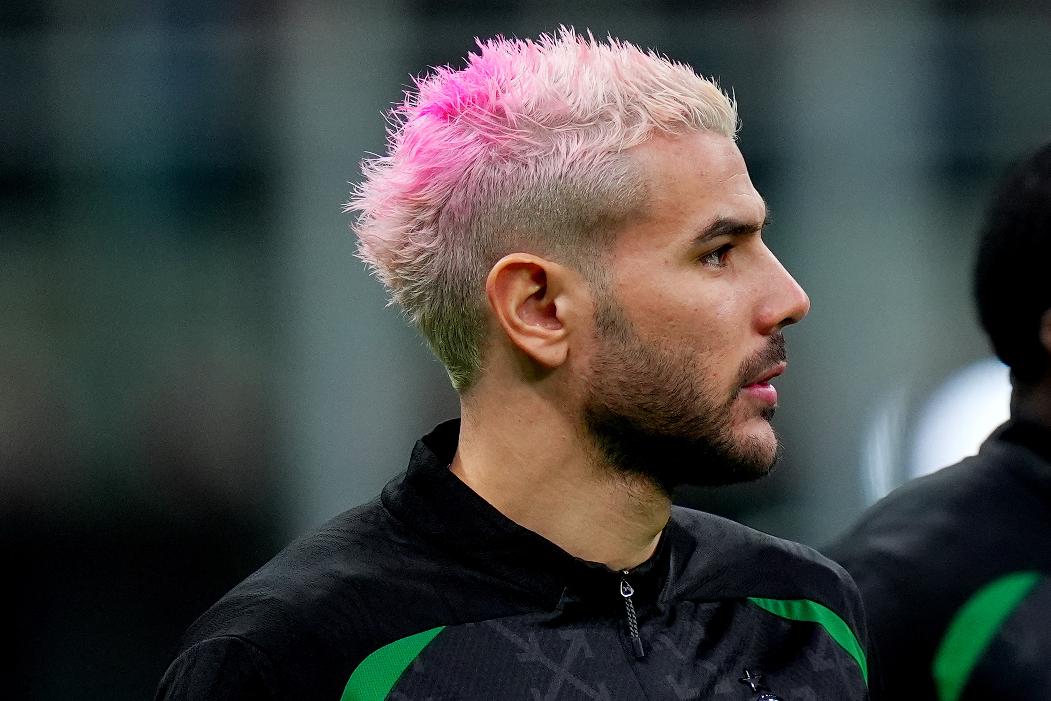 Au început negocierile cu Theo Hernandez!