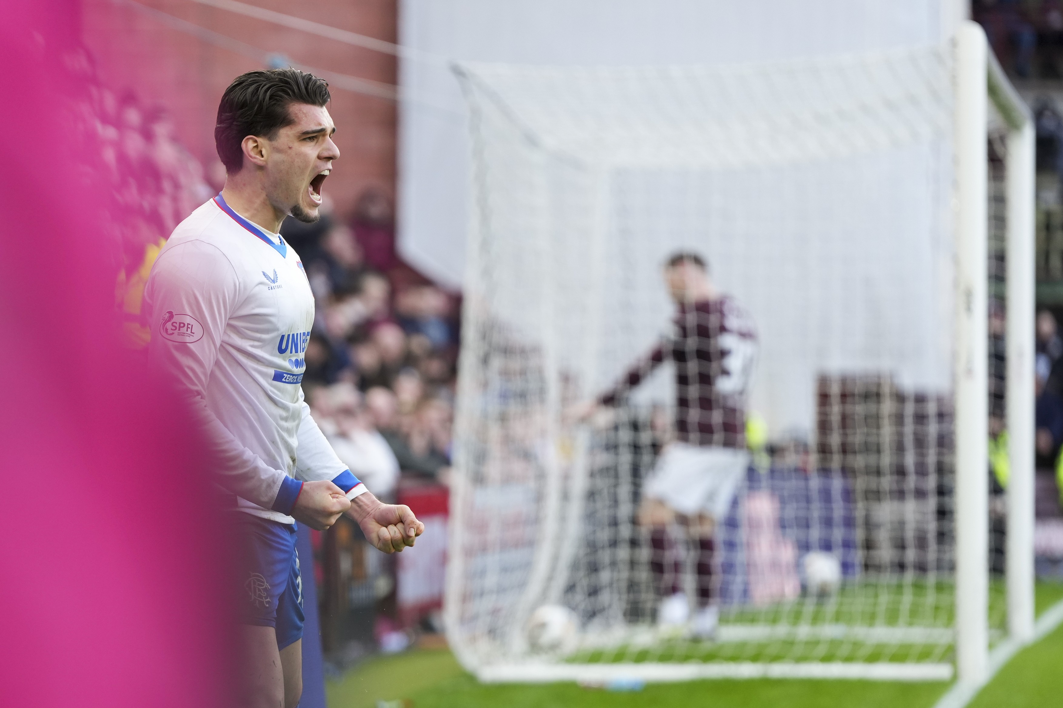 Nota primită de Ianis Hagi, după ce a fost decisiv la două goluri în Hearts - Rangers