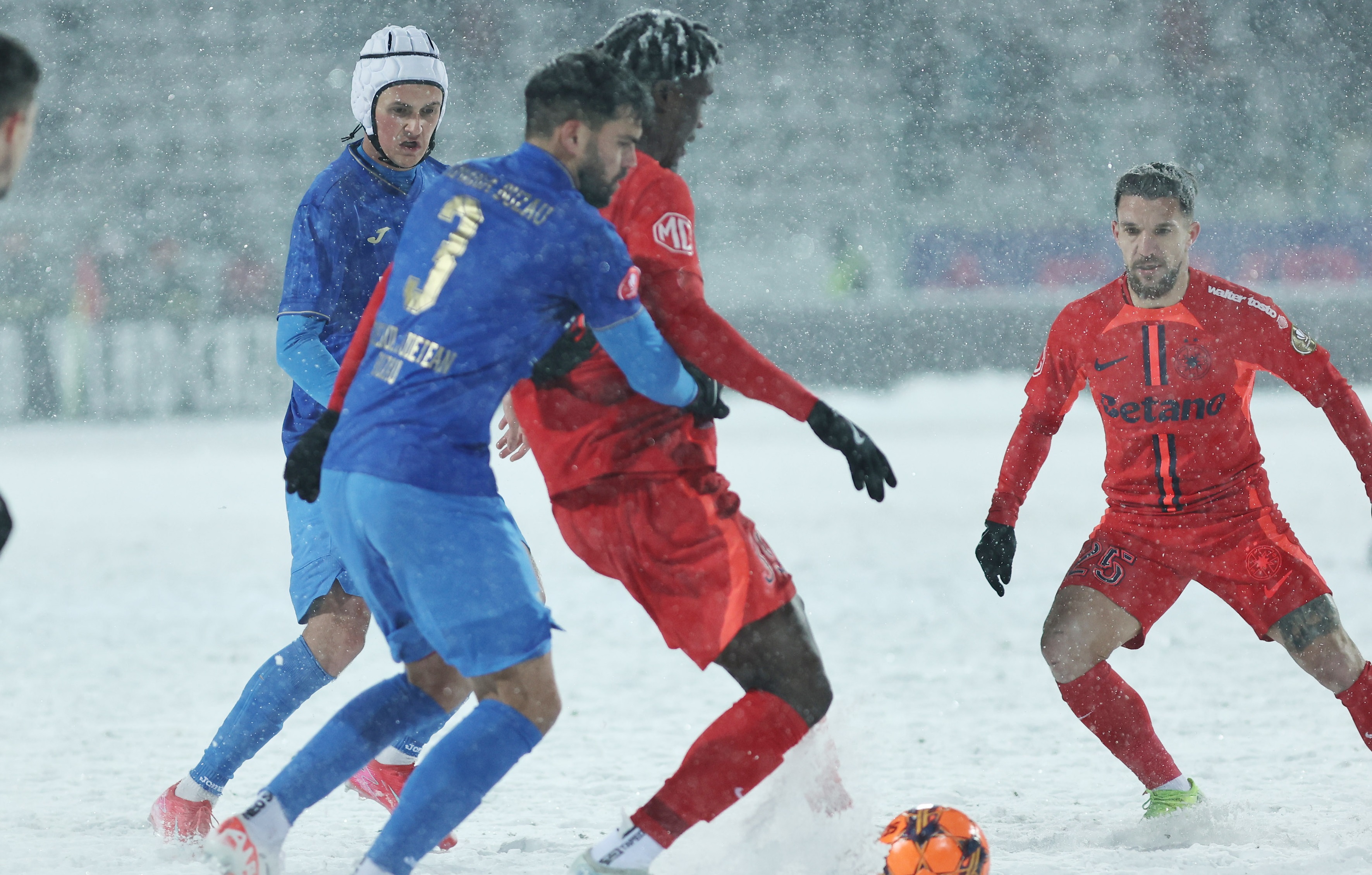 Jordan Gele a pierdut mingea de 22 de ori, dar a surprins pe toată lumea! Nota primită la debut
