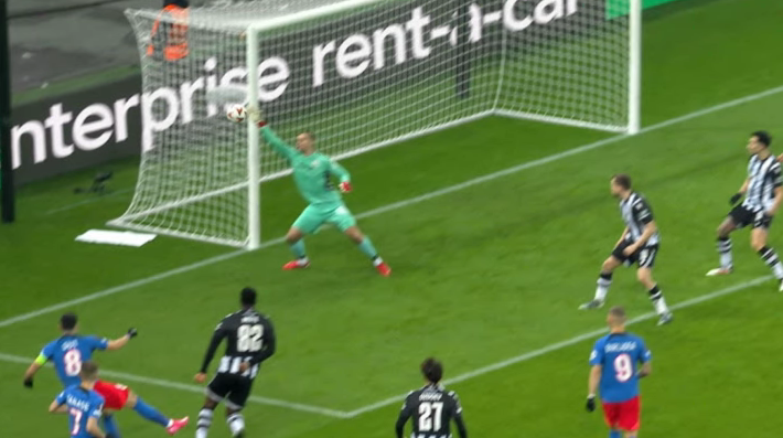 FCSB - PAOK 0-0, ACUM pe DGS 1. Ce ocazie! ”Roș-albaștrii” lovesc bara