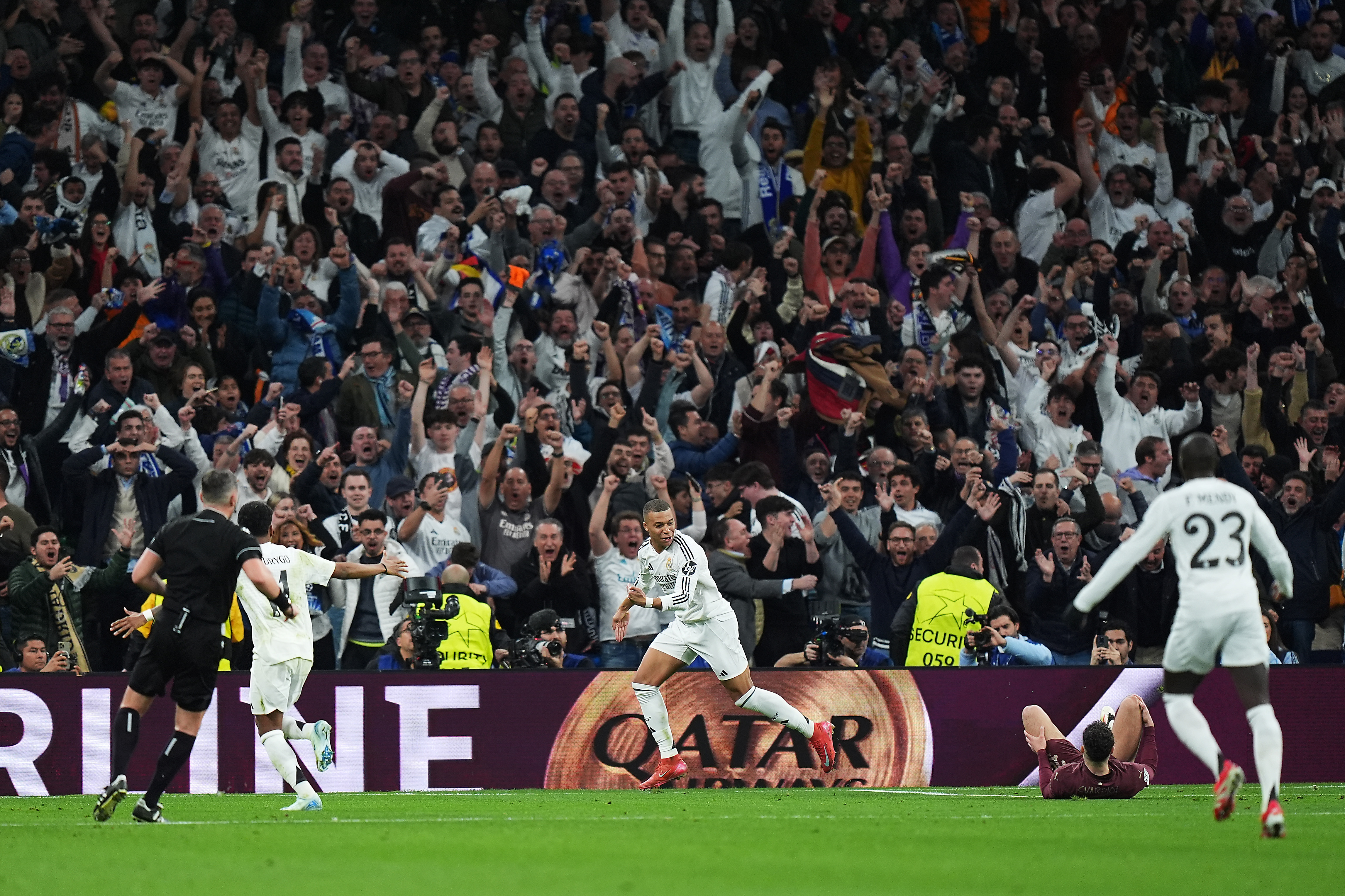 Faza serii! Au văzut gestul lui Kylian Mbappe din Real Madrid - Manchester City și nu s-au putut abține