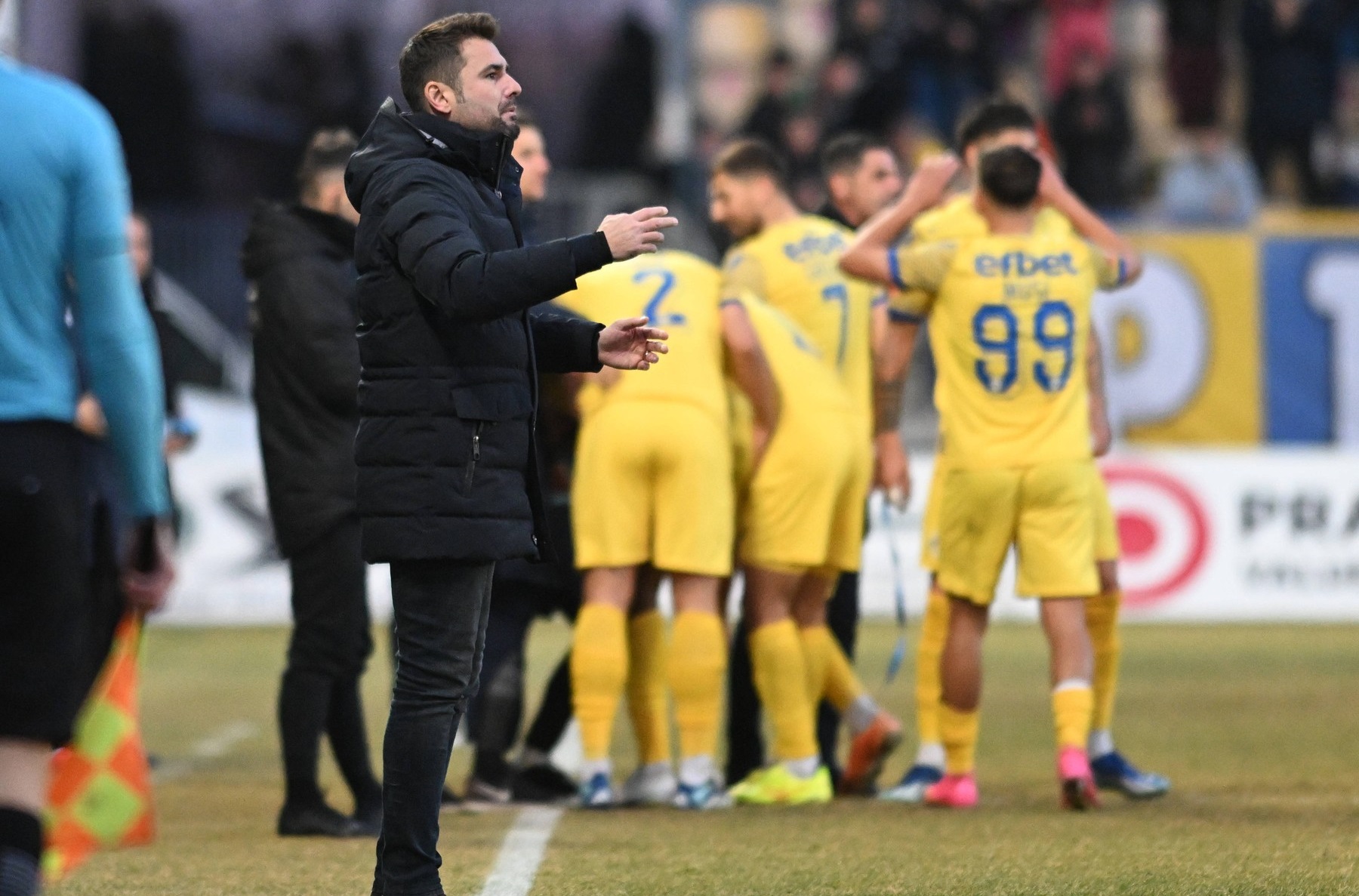 CFR Cluj - Petrolul 0-0, ACUM, Digi Sport 1. "Lupii Galbeni" speră la o minune pentru play-off