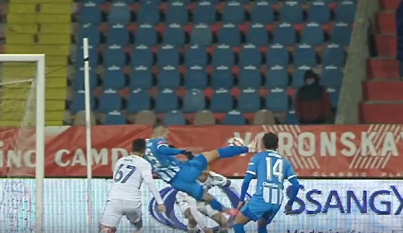 ”A spart gheața” la Universitatea Craiova cu un gol superb, din semi-foarfecă! ”Perfect”