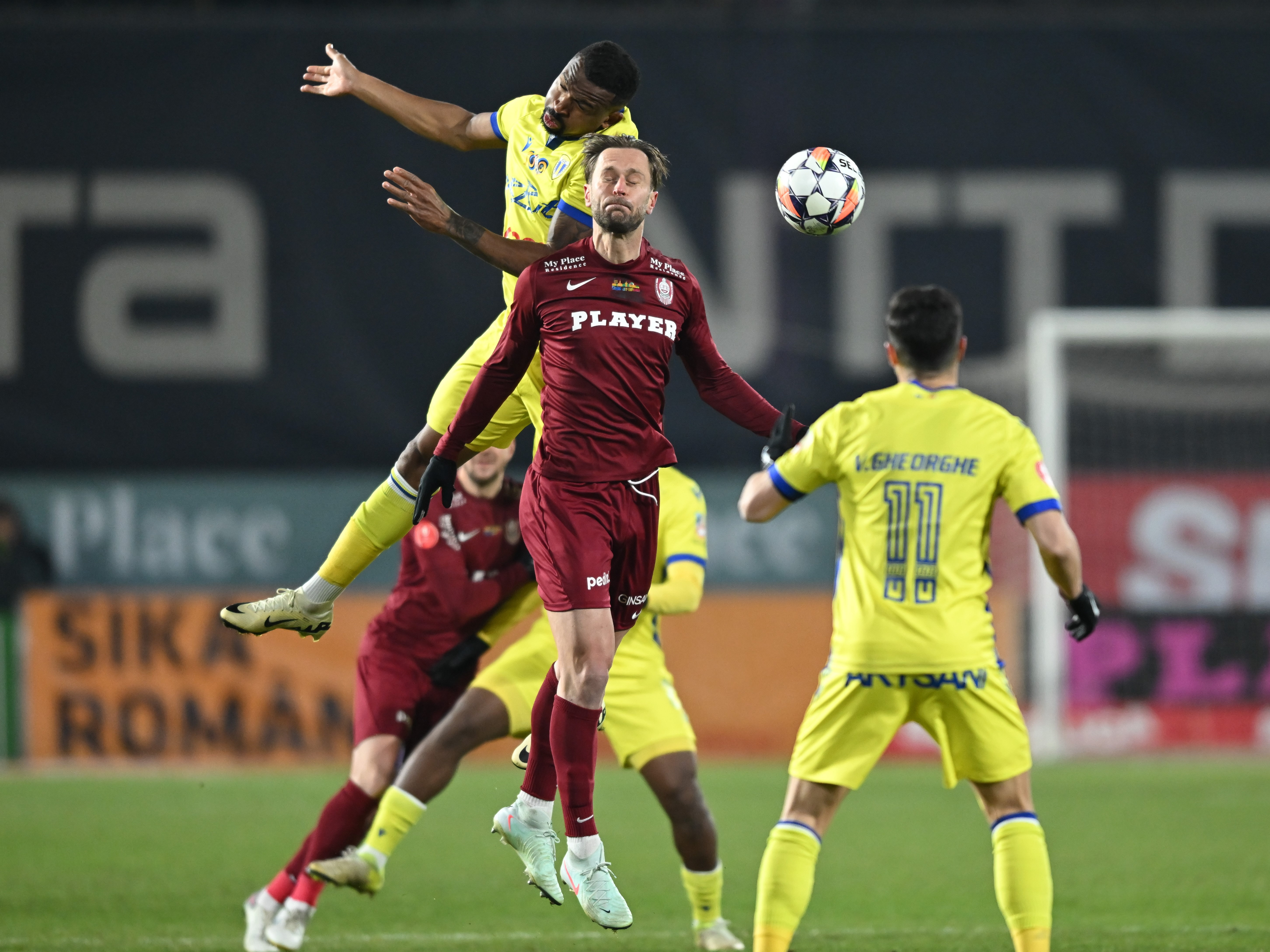 CFR Cluj - Petrolul 1-0, ACUM, Digi Sport 1. Goool Korenica! În prima repriză, Louis Munteanu a ratat penalty