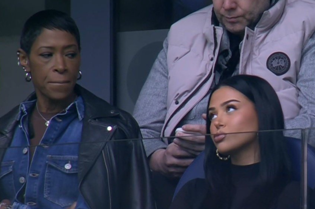 Au văzut-o pe iubita lui Jude Bellingham pe Santiago Bernabeu și au afirmat direct: ”Mama lui a observat”