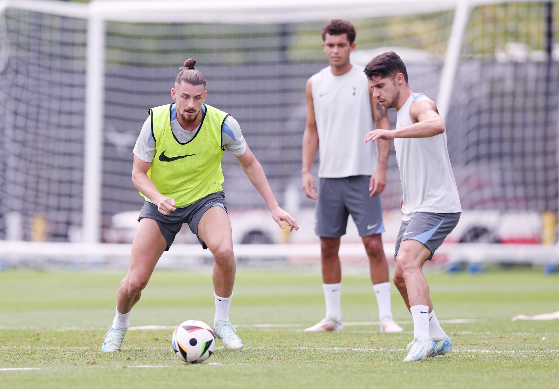 Ange Postecoglou a decis: OUT de la Tottenham!