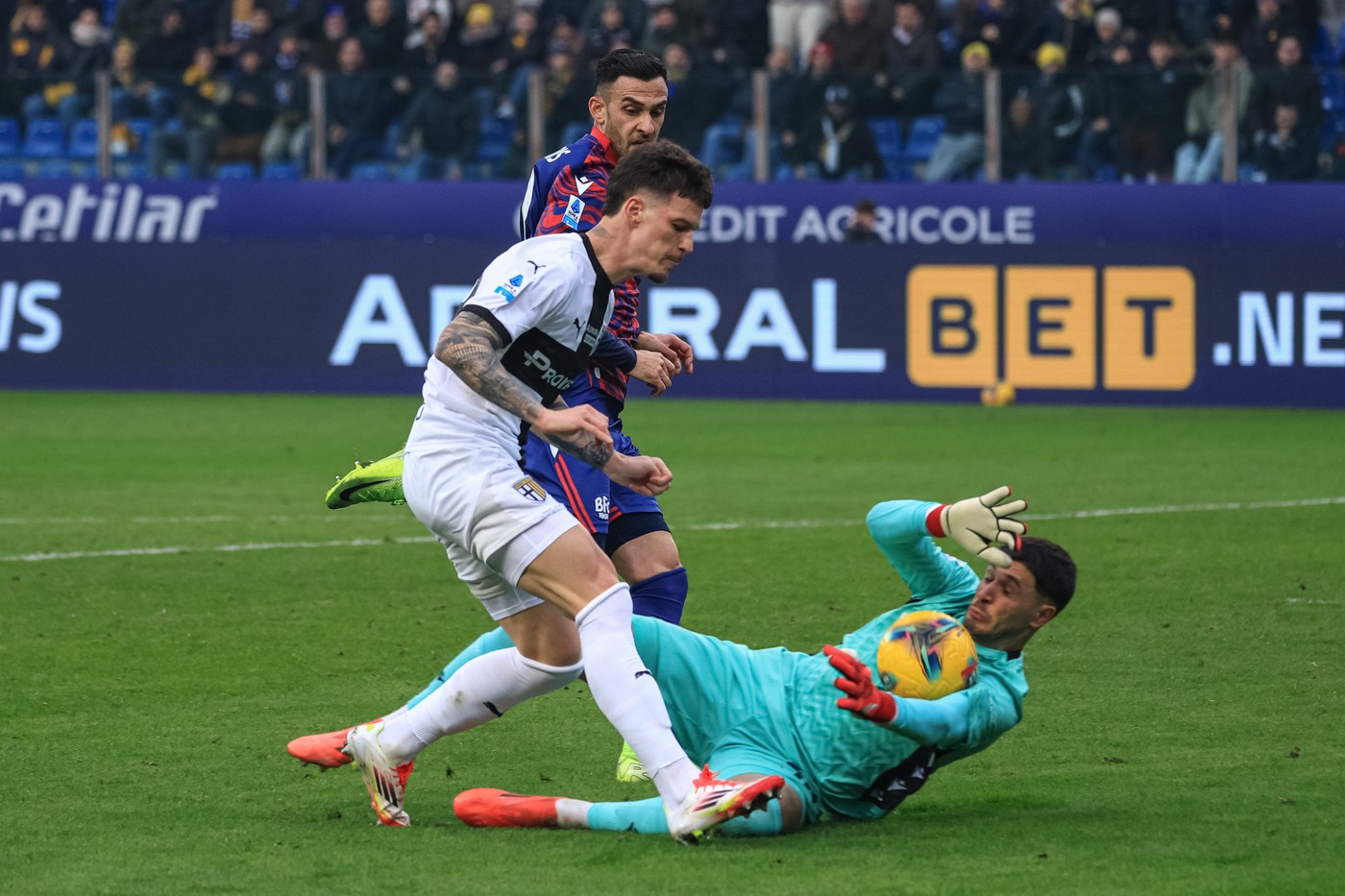 Cristi Chivu s-a convins de Dennis Man: ce urmează pentru fotbalist la Parma