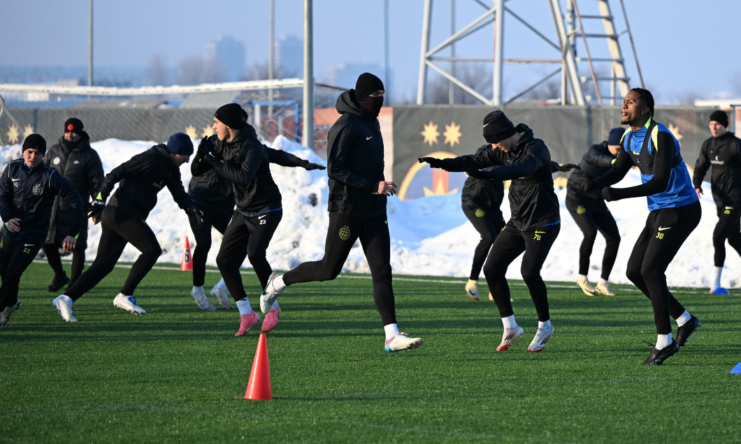 FOTBAL:ANTRENAMENT OFICIAL FCSB MECI PAOK SALONIC (19.02.2025)