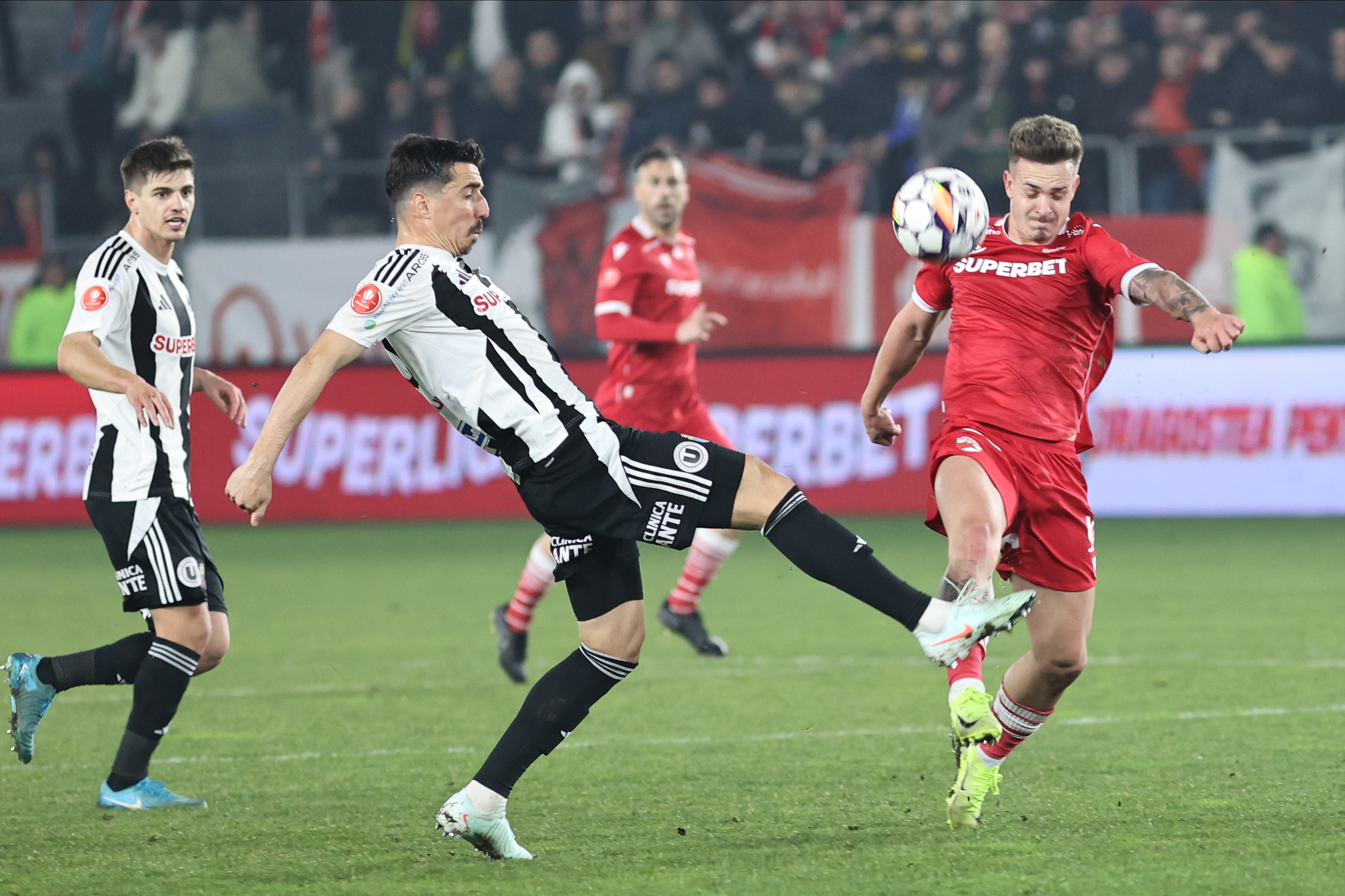 ”U” Cluj - Dinamo, LIVE VIDEO, 20:00, Digi Sport 1. Ardelenii, favoriți la victorie