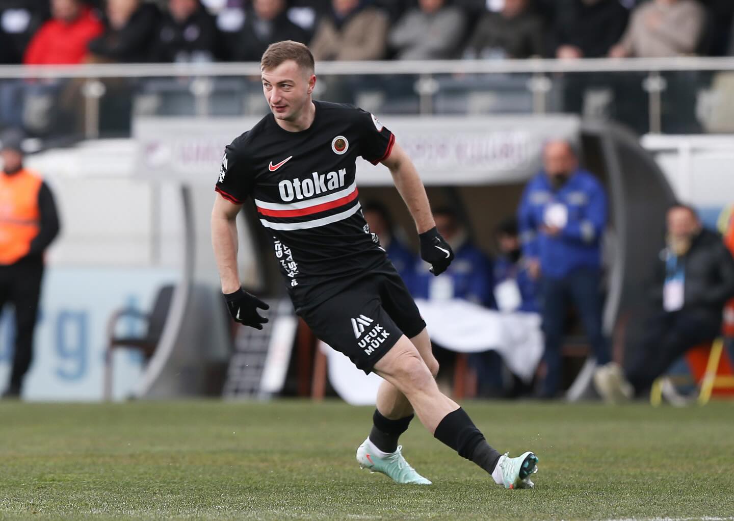 De nicăieri! Daniel Popa și-a reziliat contractul cu Genclerbirligi