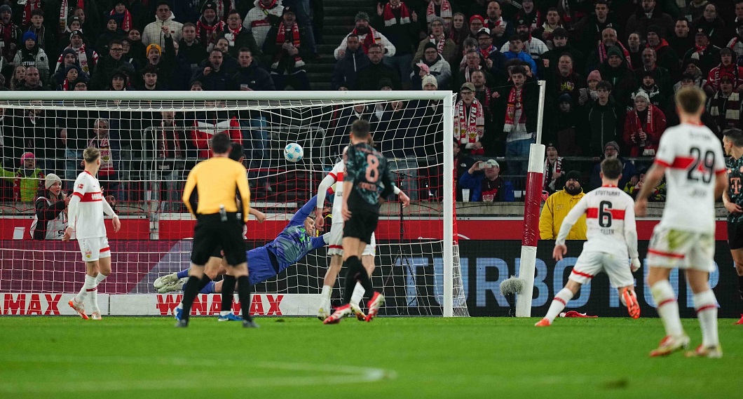 Stuttgart - Bayern 1-3. Bavarezii au câștigat la pas, dar au profitat și de marile gafe ale șvabilor
