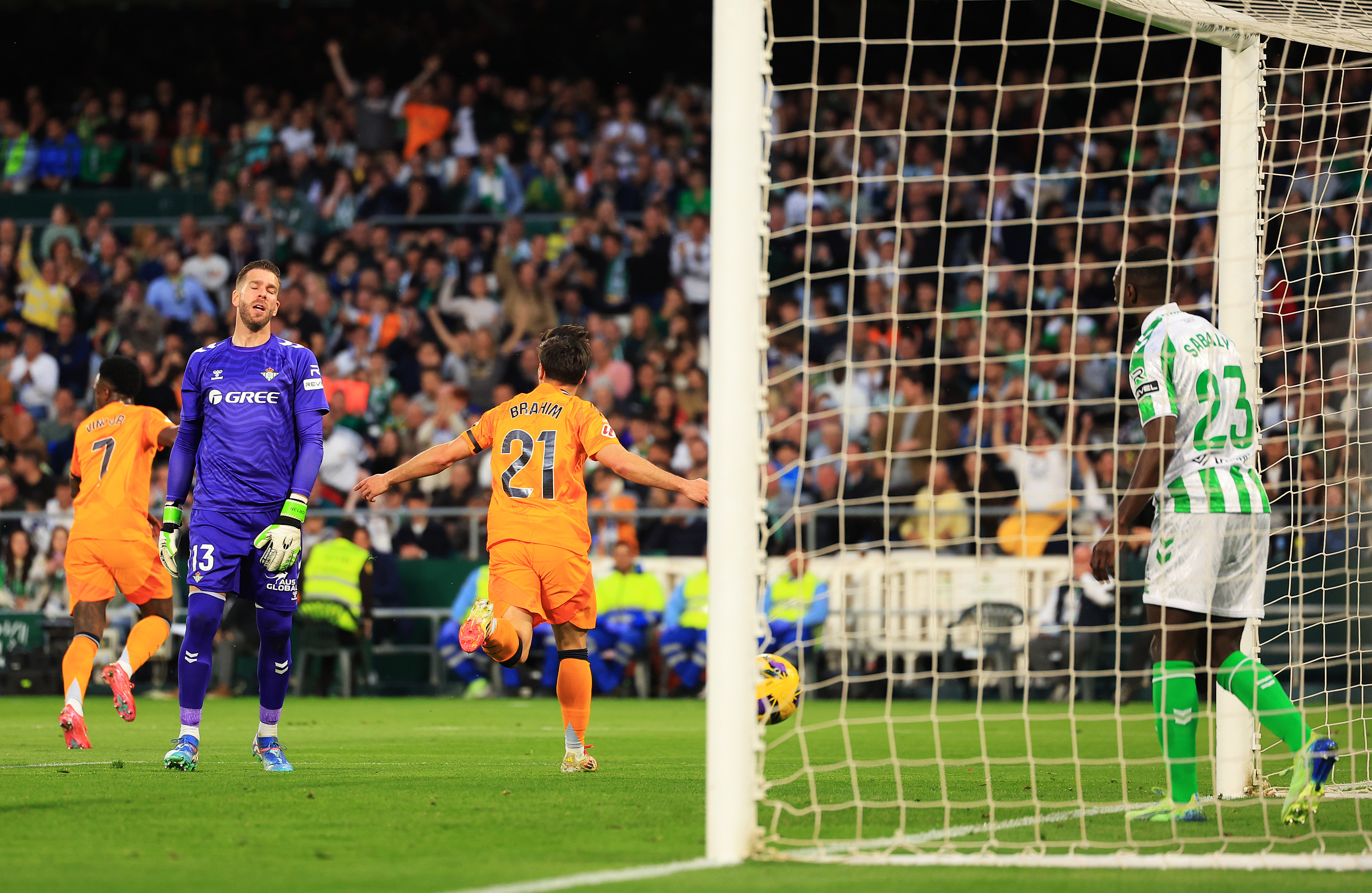 Betis - Real Madrid, LIVE VIDEO, 22:00, Digi Sport 2. ”Galacticii”, la 9 puncte în spatele Barcelonei