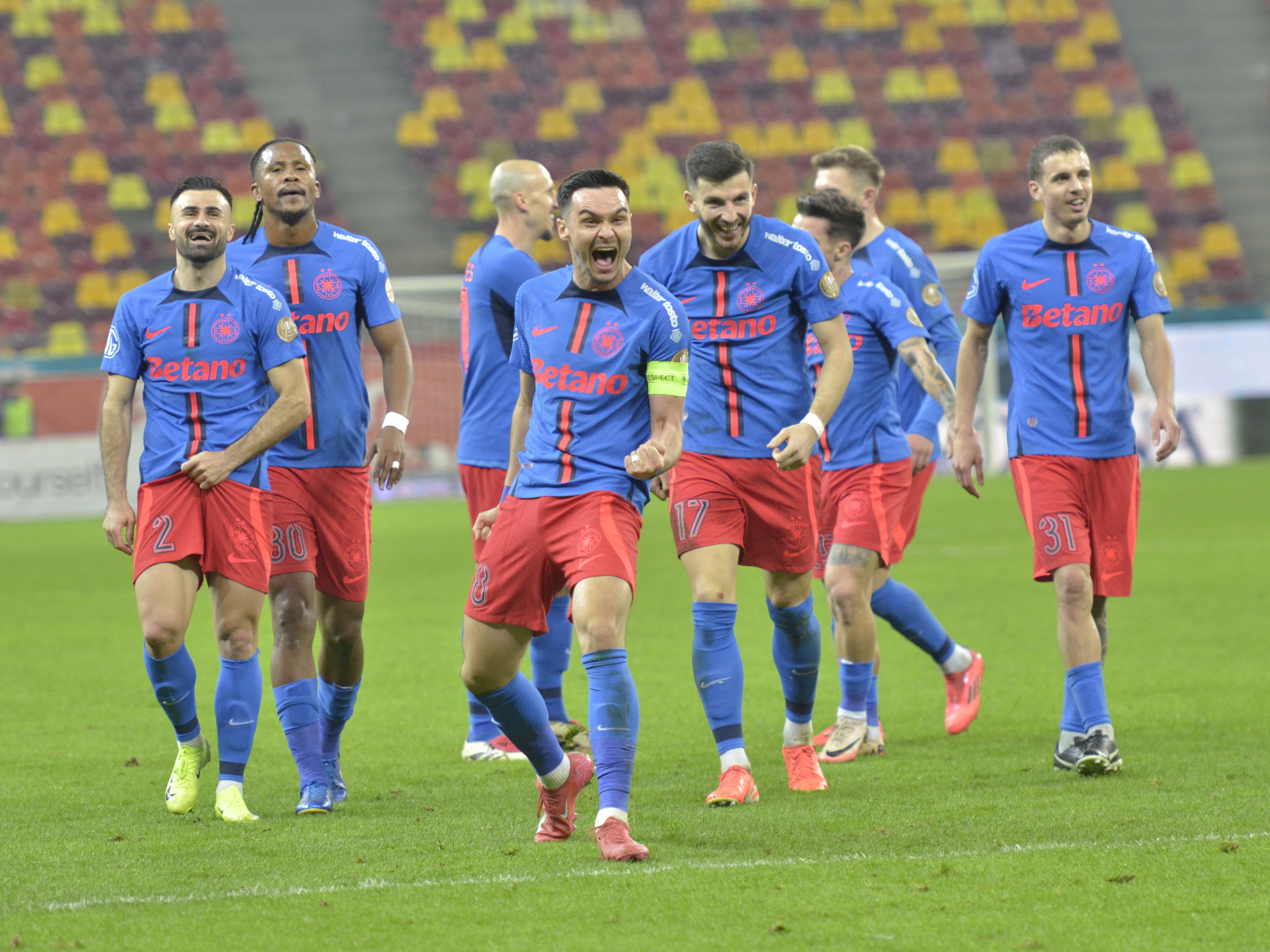 Vin la București să-l vadă! Adrian Șut, față în față cu transferul în Franța