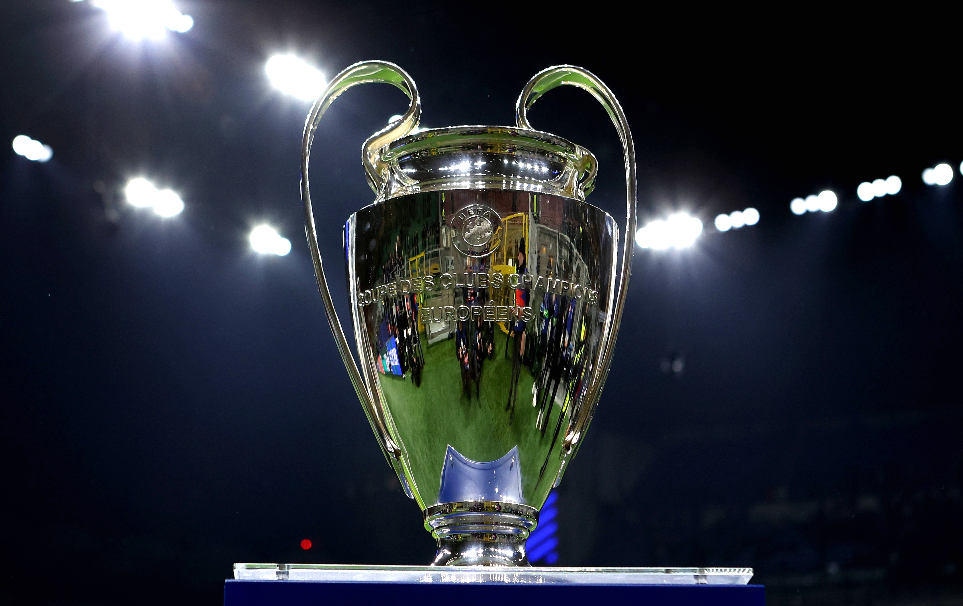 E gata: 16 din 16 echipe în optimile Champions League! Meciurile "de foc" posibile + Când e tragerea la sorți