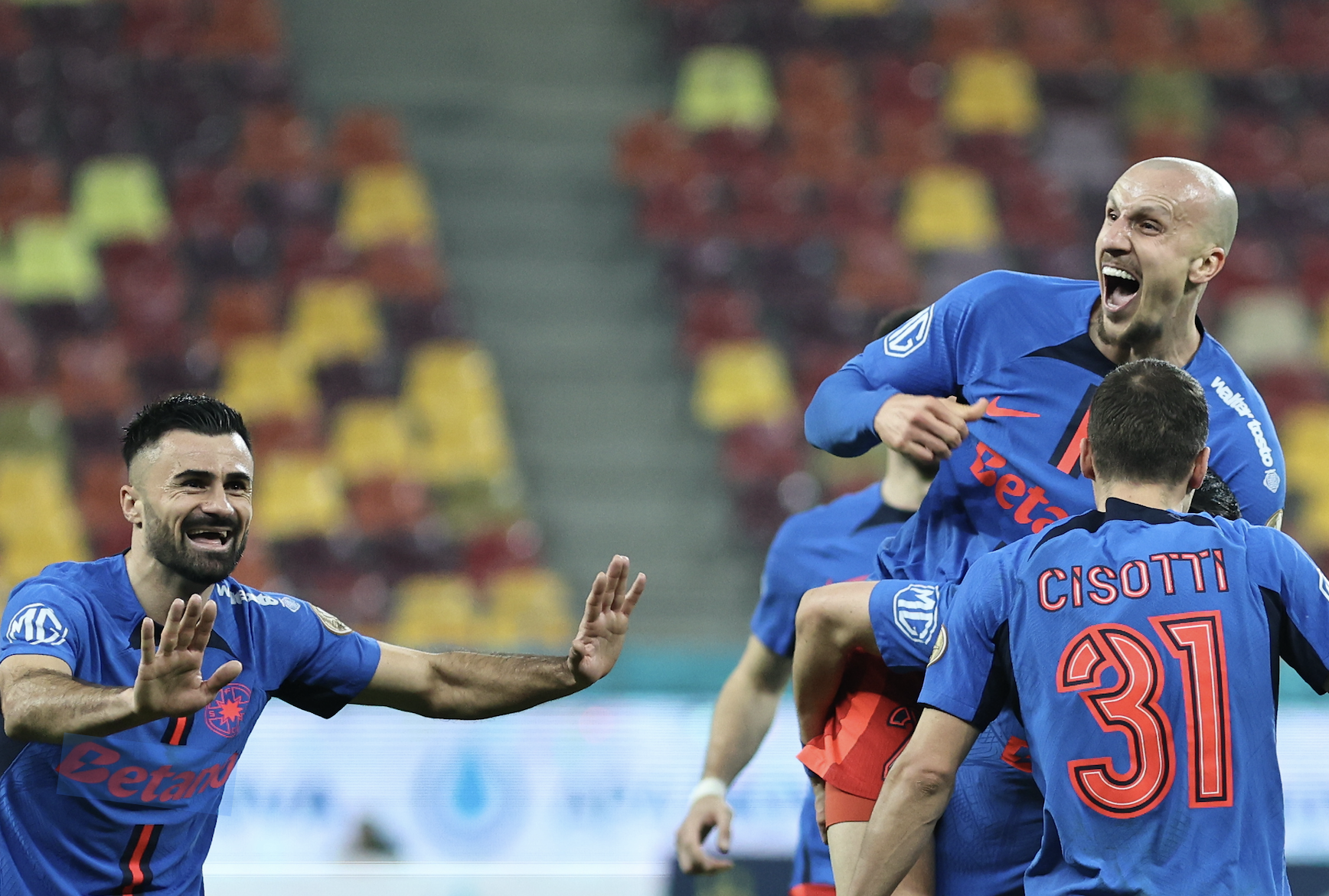 Ar fi o revenire după patru ani și jumătate! Fotbalistul FCSB-ului propus în direct la echipa națională