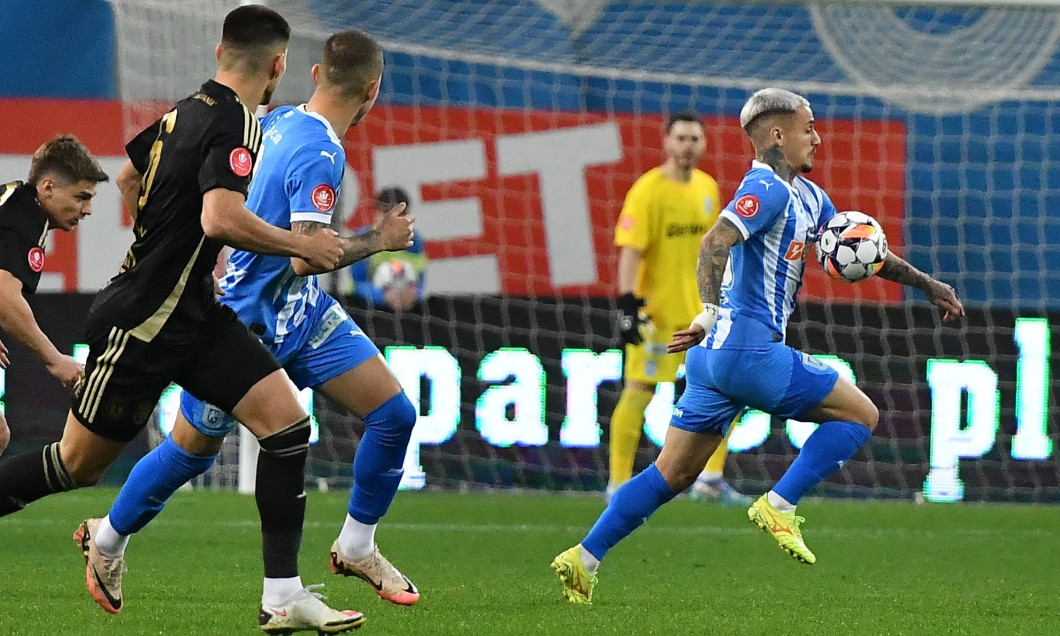 FOTBAL: UNIVERSITATEA CRAIOVA - FC UNIVERSITATEA CLUJ, SUPERLIGA SUPERBET - PLAY-OFF (14.03.2025)