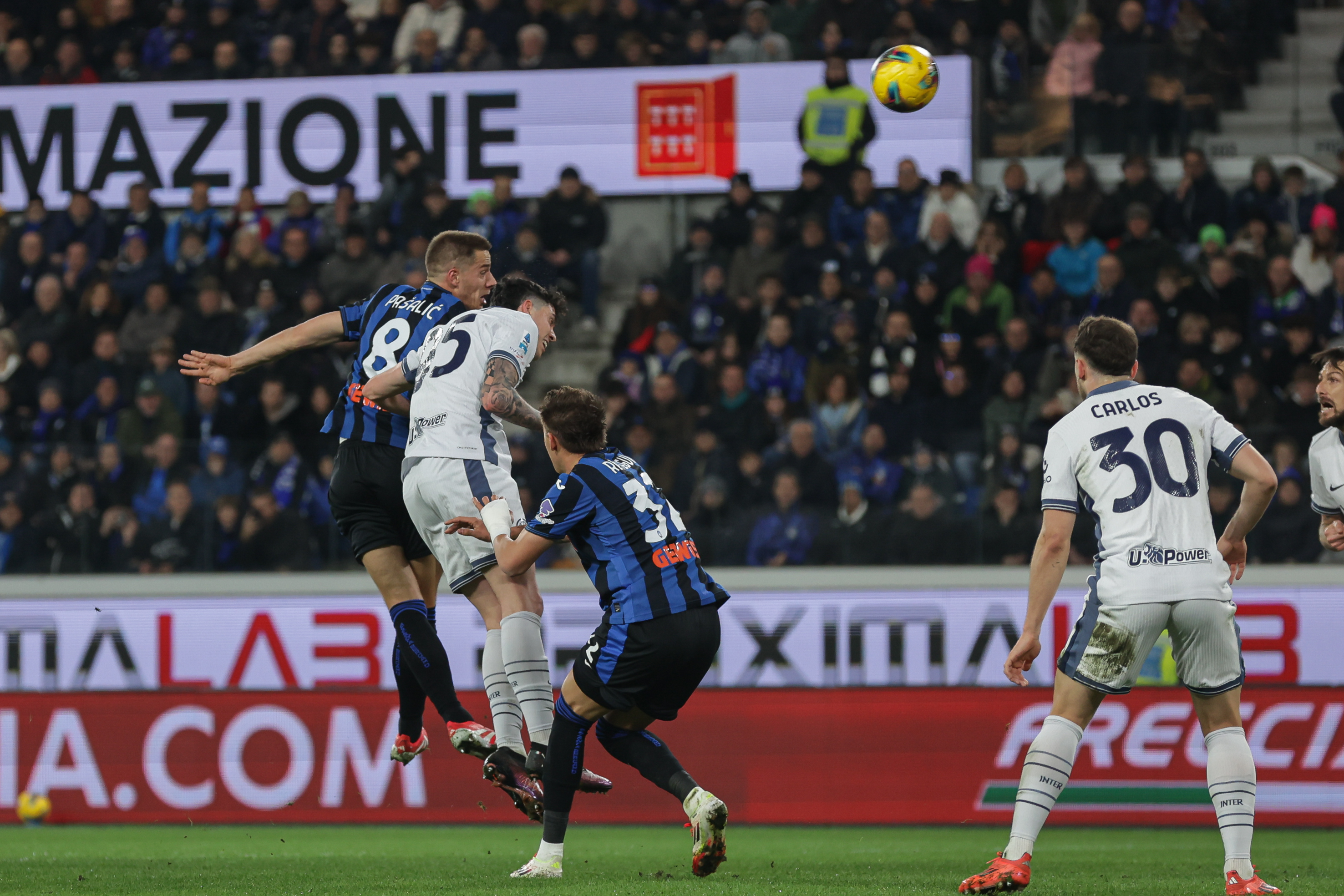 Spectacol în Italia! Atalanta - Inter 0-2 / Fiorentina - Juventus 3-0 / Roma - Cagliari 1-0 / Venezia - Napoli 0-0