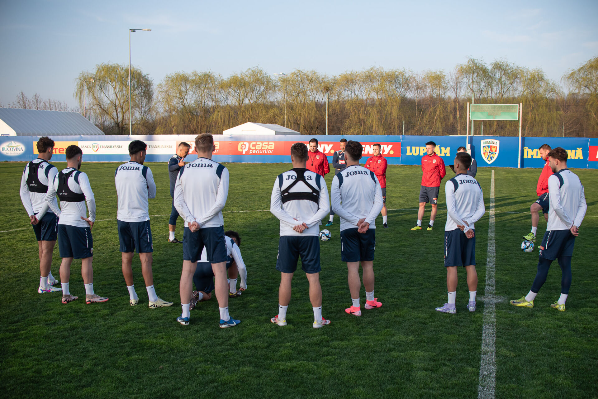 România U21 a efectuat primul antrenament, înainte de ”dubla” cu Portugalia și Olanda