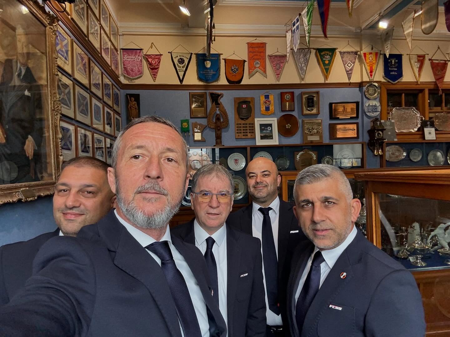 Cine este angajatul FCSB-ului despre care Șumudică a spus că i-a înjurat tot meciul: ”Îmi asum”