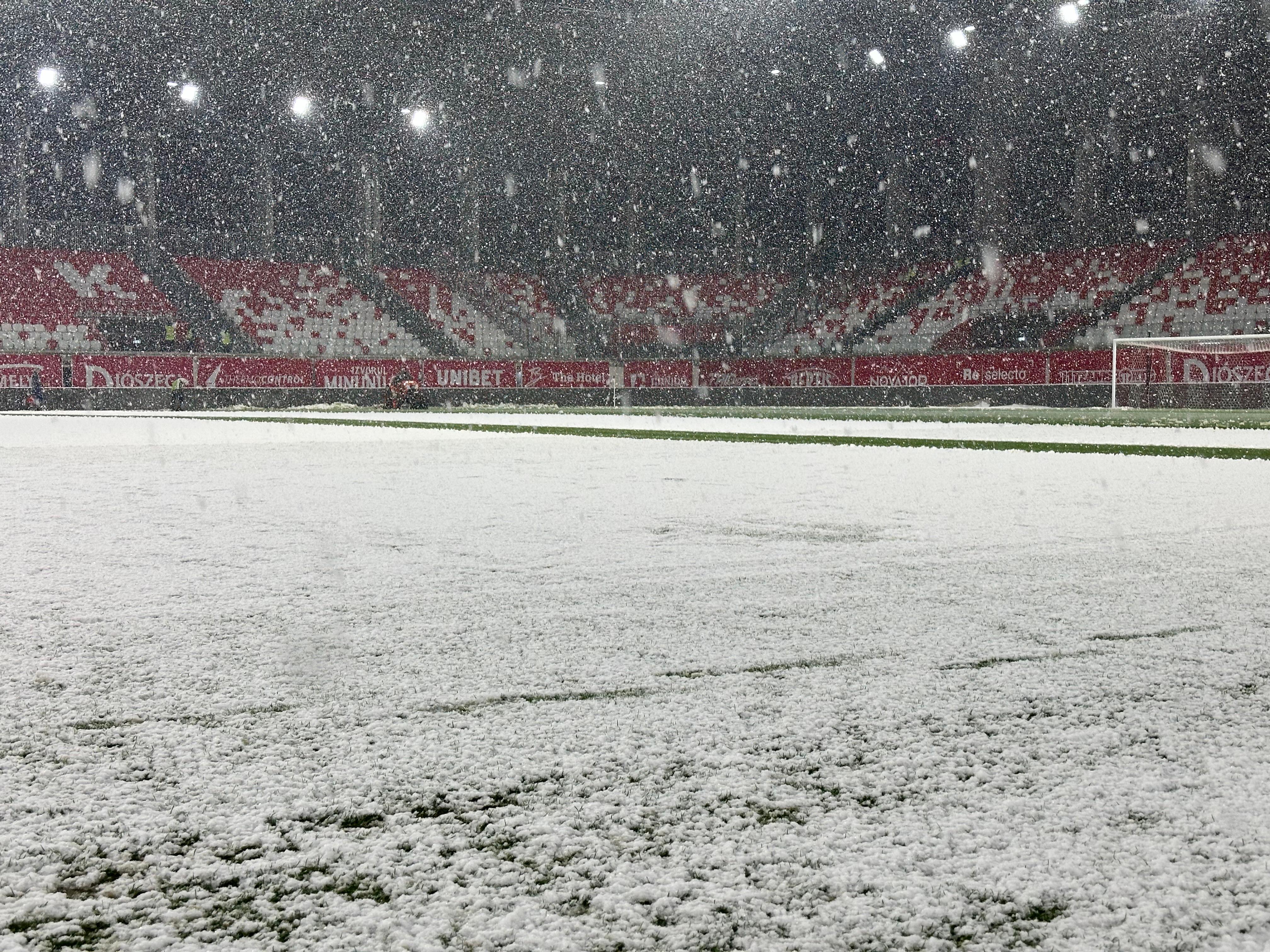 "Unde este aici, în Laponia?". Cum arată stadionul lui Sepsi, înaintea meciului cu Gloria Buzău